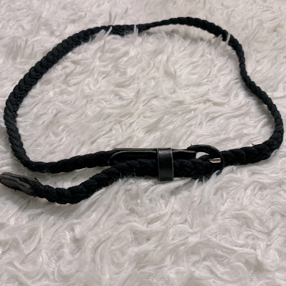 Medium Black Rope Belt - Picture 2 of 4
